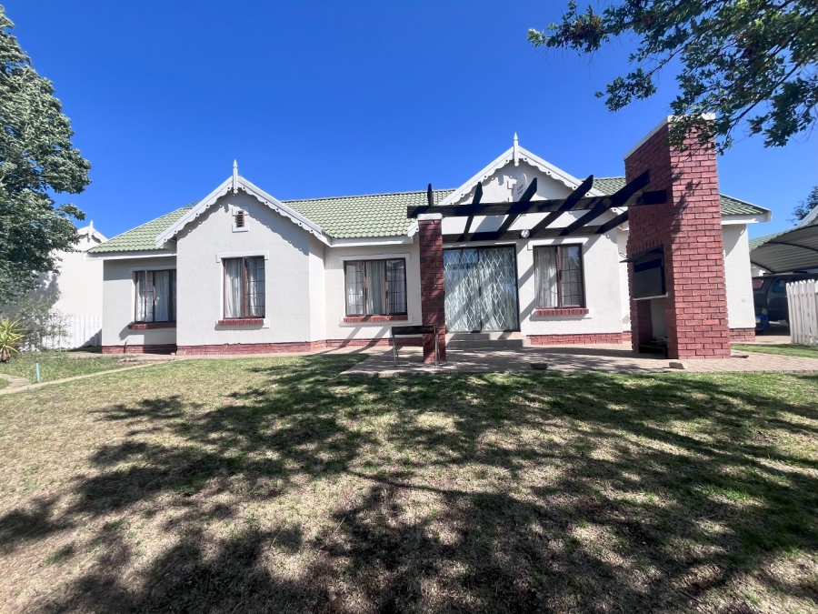 3 Bedroom Property for Sale in Hillside Free State